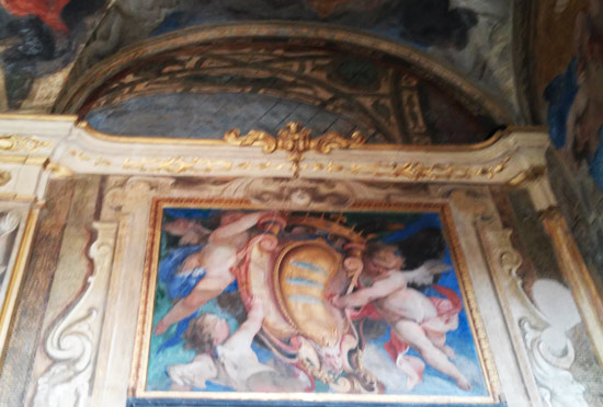Lo stemma dei Balbi affrescato da Valerio Castello Lo stemma dei Balbi affrescato da Valerio Castello