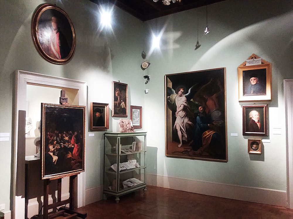Una sala della mostra "Giuseppe Diotti. Un protagonista dell Una sala della mostra "Giuseppe Diotti. Un protagonista dell