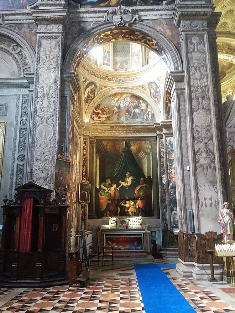 La cappella di Santa Caterina nella basilica di Santa Maria di Campagna a Piacenza 