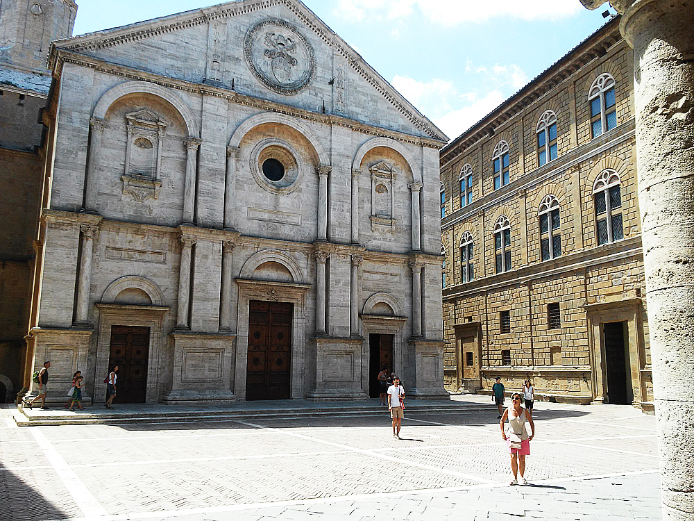 Realtà: Palazzo Piccolomini (Pienza) 