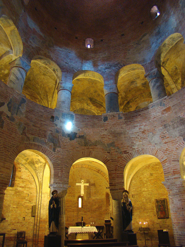 Realtà: la Rotonda di San Lorenzo (Mantova)
Realtà: la Rotonda di San Lorenzo (Mantova)