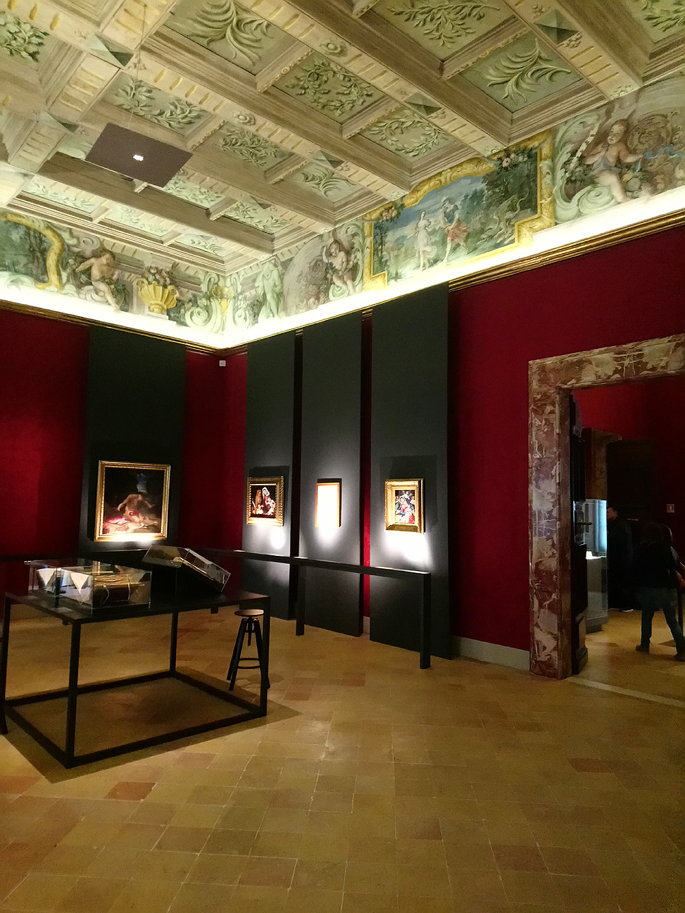 Sala della mostra Lorenzo Lotto. Il richiamo delle Marche
