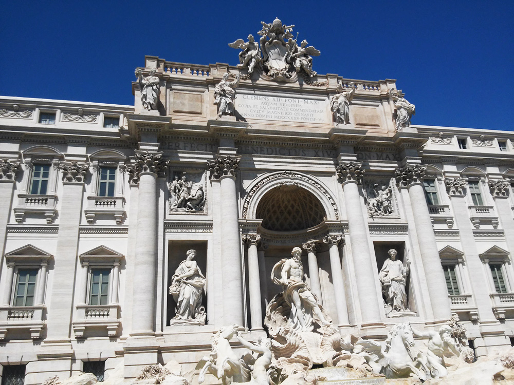 Roma, la Fontana di Trevi. Ph. Credit Finestre sull'Arte Roma, la Fontana di Trevi. Ph. Credit Finestre sull'Arte