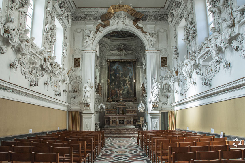 Oratorio del Rosario in Santa Cita, Palermo.
