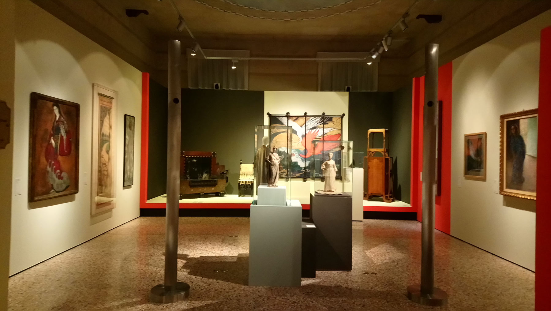 Sala della mostra Giapponismo. Venti d'Oriente nell'arte europea 1860 - 1915. 