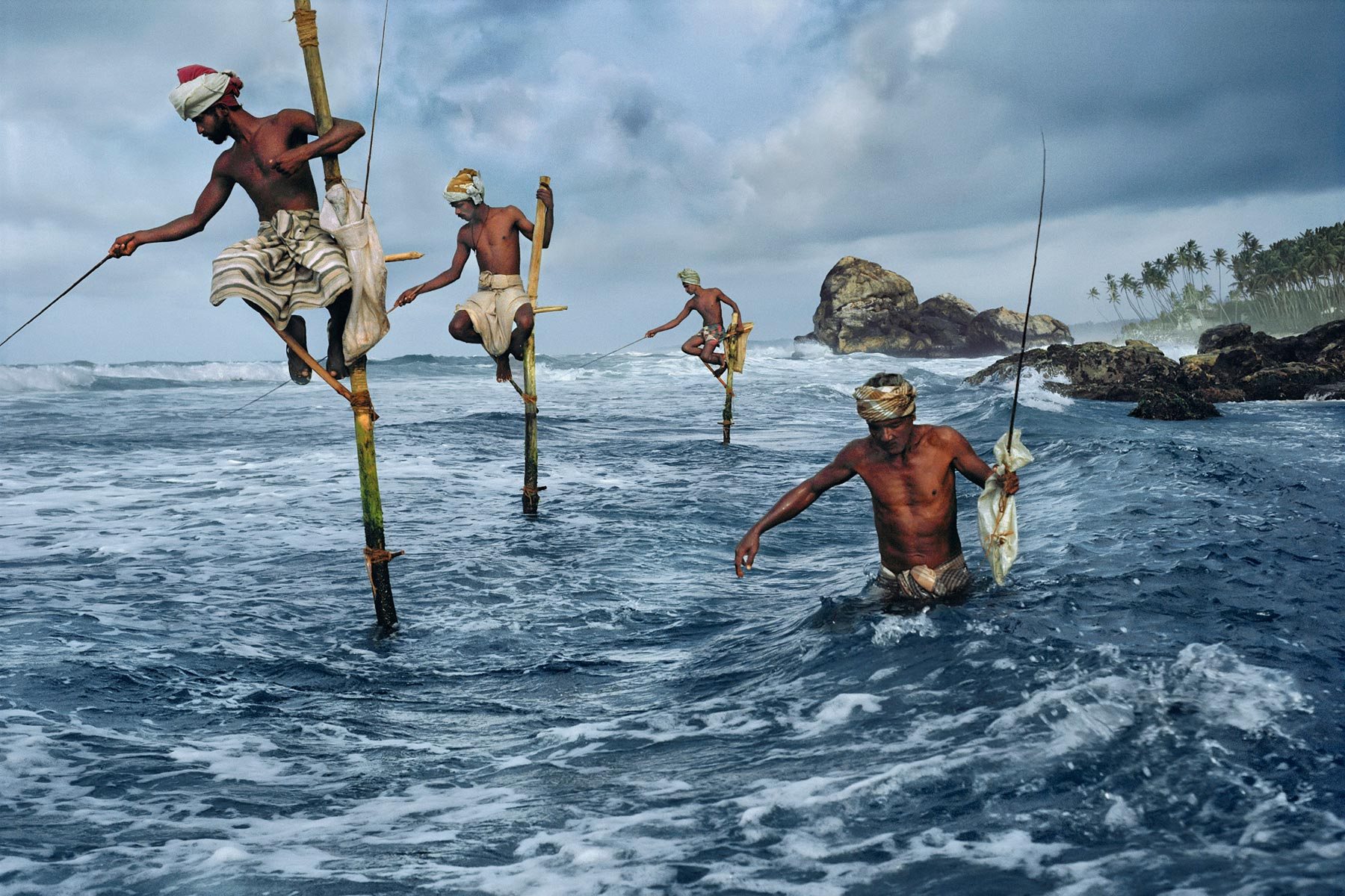 Steve McCurry, Weligama, Sri Lanka, 1995. © Steve McCurry