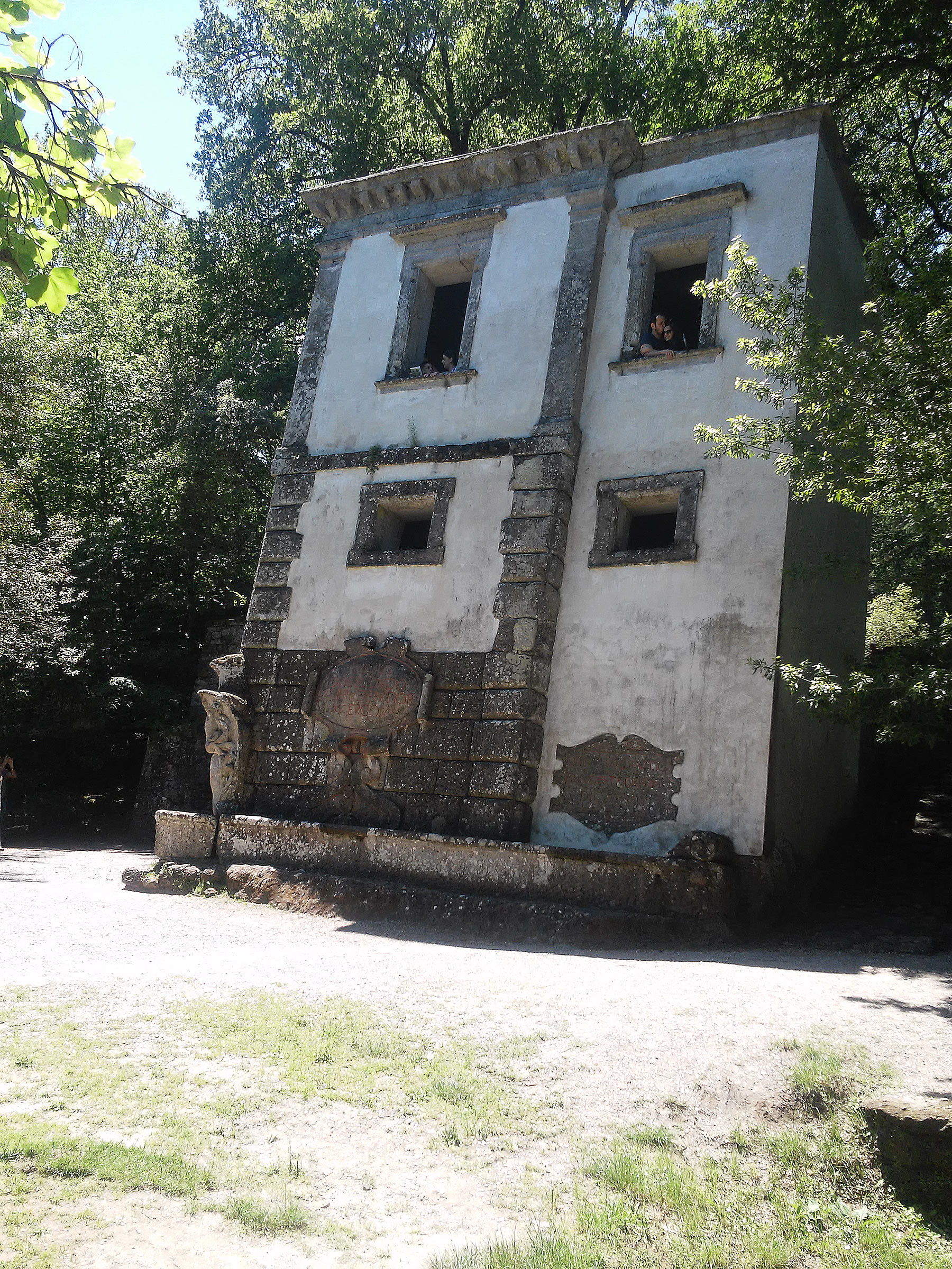 La casa pendente