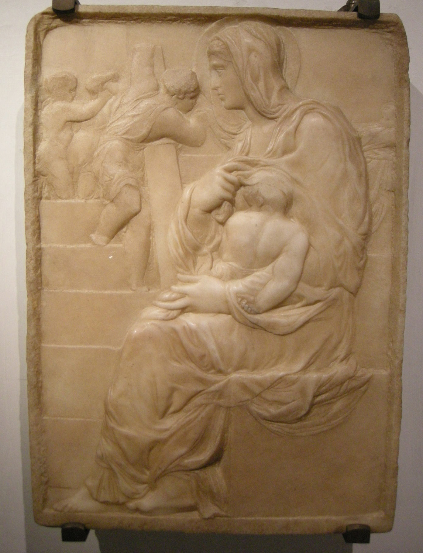 Michelangelo, Madonna della Scala (1490 circa; marmo, 56,7 x 40,1 cm; Firenze, Casa Buonarroti, inv. 190) 