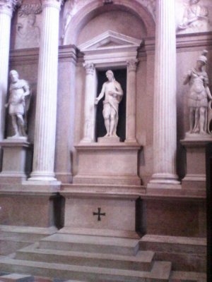Danese Cattaneo, Altar Fregoso, Iglesia de Santa Anastasia, Verona Danese Cattaneo, Altar Fregoso, Iglesia de Santa Anastasia, Verona