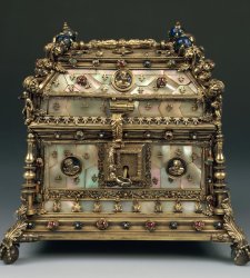 Al Labirinto della Masone in mostra i Tesori d'Oriente Al Labirinto della Masone in mostra i Tesori d'Oriente