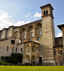 Le opere di sei grandi artisti contemporanei in mostra per l'accoglienza e l'integrazione  Le opere di sei grandi artisti contemporanei in mostra per l'accoglienza e l'integrazione