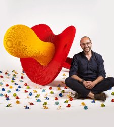 Legos as mosaic tiles. Forever Young by Riccardo Zangelmi Legos as mosaic tiles. Forever Young by Riccardo Zangelmi