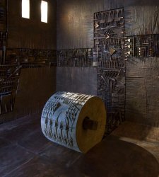 Arnaldo Pomodoro arriva a Soliera con un obelisco di 15 metri e una grande mostra Arnaldo Pomodoro arriva a Soliera con un obelisco di 15 metri e una grande mostra