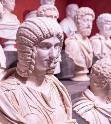 I marmi Torlonia in trasferta a Milano. La grande mostra si sposta alle Gallerie d'Italia I marmi Torlonia in trasferta a Milano. La grande mostra si sposta alle Gallerie d'Italia