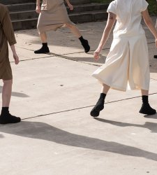 A Milano la personale di Yael Bartana per porre fine alla cultura distruttiva delle armi A Milano la personale di Yael Bartana per porre fine alla cultura distruttiva delle armi