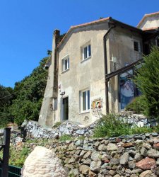 Dodici artisti internazionali s'incontrano a Casa Jorn nel segno di J.G. Ballard Dodici artisti internazionali s'incontrano a Casa Jorn nel segno di J.G. Ballard