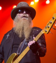 Adieu Dusty Hill, bassiste historique de l'emblématique ZZ Top  Adieu Dusty Hill, bassiste historique de l'emblématique ZZ Top