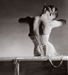 Torino, la street photography e la moda protagoniste della doppia personale di CAMERA Torino, la street photography e la moda protagoniste della doppia personale di CAMERA