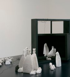 A La Spezia una mostra sul presepe tra arte antica e contemporanea, con opere di Maria Lai, Melotti e Pistoletto  A La Spezia una mostra sul presepe tra arte antica e contemporanea, con opere di Maria Lai, Melotti e Pistoletto