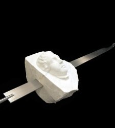 Caprese, le sculture di Michelangelo Galliani alla Casa Natale di Michelangelo Buonarroti Caprese, le sculture di Michelangelo Galliani alla Casa Natale di Michelangelo Buonarroti