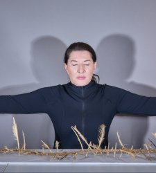 A Oxford la mostra più radicale di Marina Abramović. Ai visitatori il ruolo di artisti performativi A Oxford la mostra più radicale di Marina Abramović. Ai visitatori il ruolo di artisti performativi