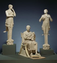 Orpheus and sirens, still doubts about authenticity. Ministry will subject the statues to studies