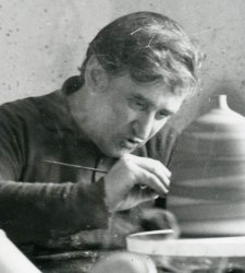 A Milano una mostra indaga il rapporto tra Emilio Scanavino e la ceramica policroma  A Milano una mostra indaga il rapporto tra Emilio Scanavino e la ceramica policroma