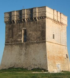 Porto Cesareo, what to see: 5 places not to miss between sea and history