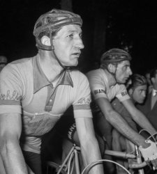 At the Museo di Roma in Trastevere, the Giro d'Italia through never-before-seen shots from the Riccardi Historical Archives 