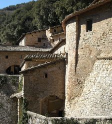 Discover the history of St. Francis in 10 places between Umbria and Tuscany