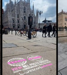Graffiti in front of monuments to promote escort site: marketing campaign causes debate