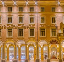Bologna, al Grand Hotel Majestic una mostra per una notte dedicata a Giorgio Morandi 
