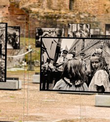 The Baths of Caracalla host large photographs by Letizia Battaglia. And they open two new rooms