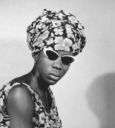 A Trieste, per la prima volta in Italia, una mostra riunisce tre protagonisti della fotografia africana  A Trieste, per la prima volta in Italia, una mostra riunisce tre protagonisti della fotografia africana
