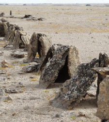 Oman, a desert Stonehenge discovered.