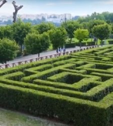 Il labirinto senza centro del Parco della Biodiversità Mediterranea di Catanzaro Il labirinto senza centro del Parco della Biodiversità Mediterranea di Catanzaro