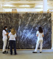 Al MAXXI si restaura una grande opera di Anselm Kiefer. Il pubblico può vedere i lavori Al MAXXI si restaura una grande opera di Anselm Kiefer. Il pubblico può vedere i lavori