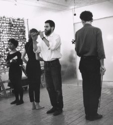 Happening e Fluxus. Origini, storia, stile, esponenti principali Happening e Fluxus. Origini, storia, stile, esponenti principali