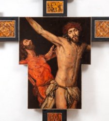 A Napoli in mostra le croci dipinte tra sacro e profano di Federico Guida  A Napoli in mostra le croci dipinte tra sacro e profano di Federico Guida