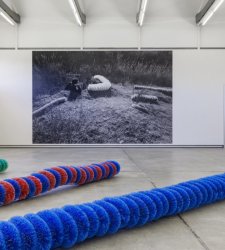 In Milan, Fondazione Prada dedicates an extensive retrospective to the art of Pino Pascali In Milan, Fondazione Prada dedicates an extensive retrospective to the art of Pino Pascali