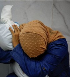 World Press Photo 2024, Mohammed Salem wins award for Photo of the Year World Press Photo 2024, Mohammed Salem wins award for Photo of the Year