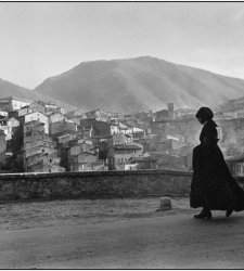 Rovigo, a Palazzo Rovella una mostra sugli scatti in Italia di Henri Cartier-Bresson Rovigo, a Palazzo Rovella una mostra sugli scatti in Italia di Henri Cartier-Bresson