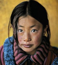 A Biella in mostra oltre 100 scatti di Steve McCurry, dalle Terre Alte alle opere iconiche  A Biella in mostra oltre 100 scatti di Steve McCurry, dalle Terre Alte alle opere iconiche