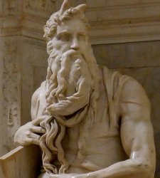 Art on TV April 1-7: Michelangelo, Titian and Lucio Fontana