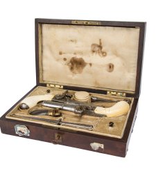 A Cortona la doppia mostra sulla storia delle armi dal Medioevo al Settecento A Cortona la doppia mostra sulla storia delle armi dal Medioevo al Settecento