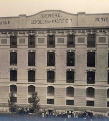 Zwei Ausstellungen und ein neuer Ausstellungsraum anlässlich des 20-jährigen Bestehens der Stiftung Pastificio Cerere in Rom Zwei Ausstellungen und ein neuer Ausstellungsraum anlässlich des 20-jährigen Bestehens der Stiftung Pastificio Cerere in Rom