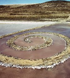 Land Art: nascita, sviluppi, artisti principali Land Art: nascita, sviluppi, artisti principali