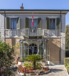 Torre del Lago, lanciata raccolta fondi per restaurare il Giardino di Giacomo Puccini  Torre del Lago, lanciata raccolta fondi per restaurare il Giardino di Giacomo Puccini