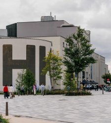 Controversy in Flanders: government wants to close Belgium's longest-running contemporary art museum Controversy in Flanders: government wants to close Belgium's longest-running contemporary art museum