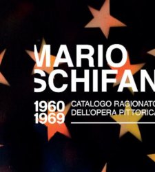 Skira veröffentlicht den ersten Katalog von Mario Schifanos bildnerischem Werk Skira veröffentlicht den ersten Katalog von Mario Schifanos bildnerischem Werk